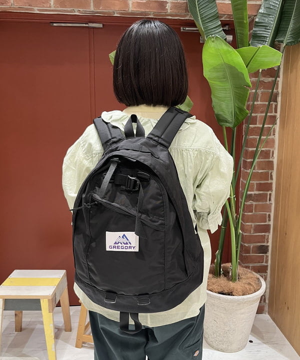 クロサワさんの「BEAMS WOMEN｜【別注】GREGORY / NICE DAY NEW」を使ったコーディネート