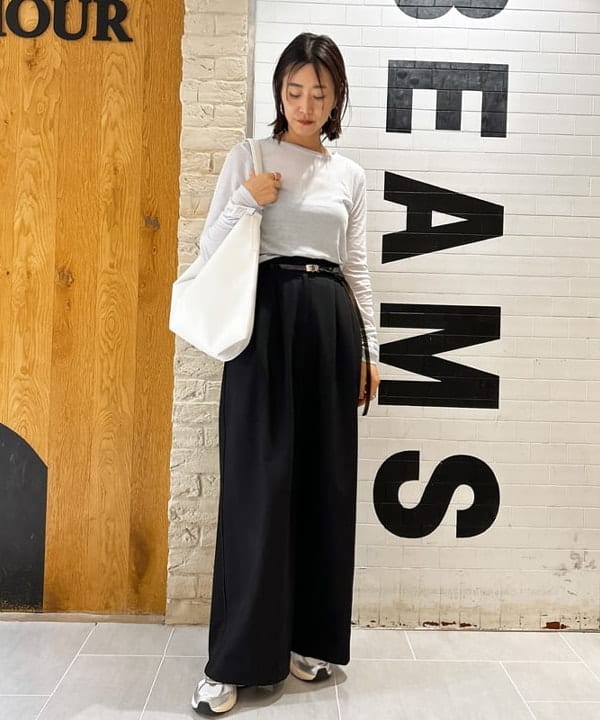 川口 恵さんの「BEAMS WOMEN｜RBS / ビッグ トートバッグ」を使ったコーディネート