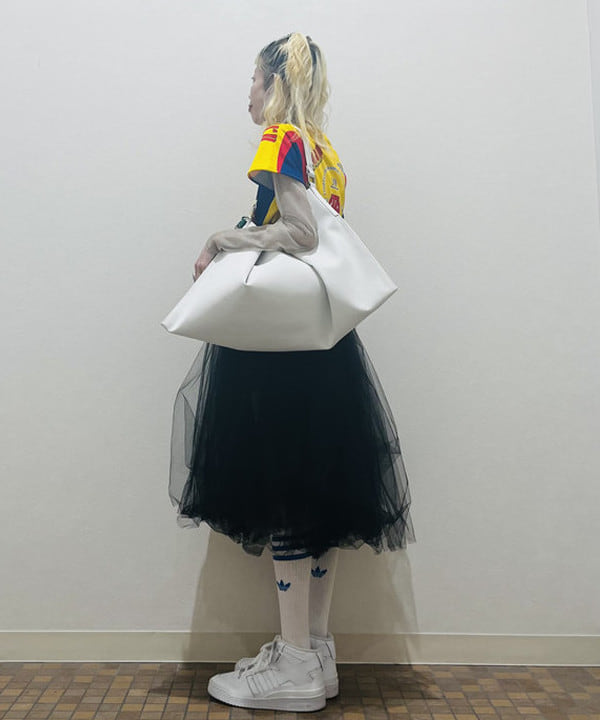ひるてぃさんの「BEAMS WOMEN｜RBS / ビッグ トートバッグ」を使ったコーディネート