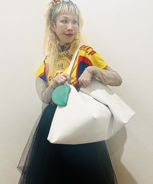 ひるてぃさんの「BEAMS WOMEN｜RBS / ビッグ トートバッグ」を使ったコーディネート