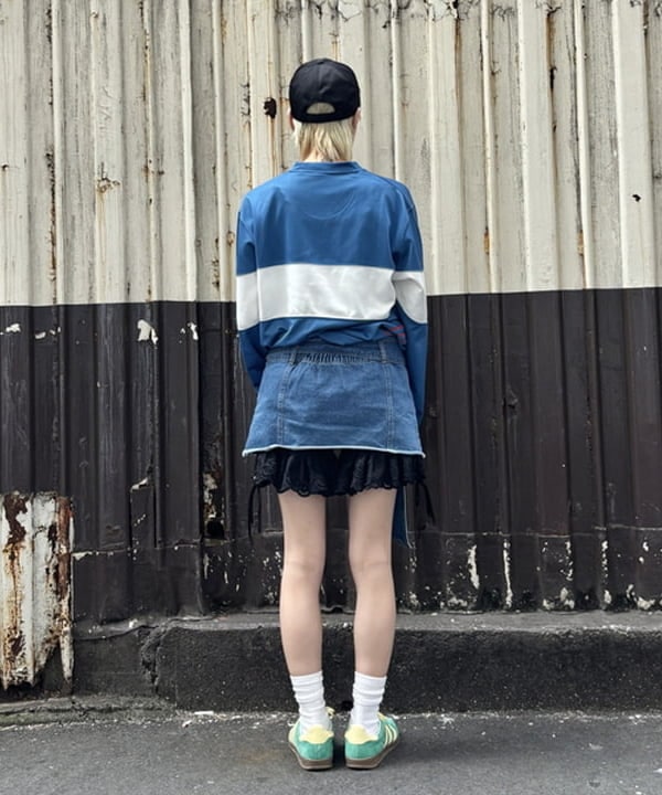 シミズ ネネさんの「BEAMS WOMEN｜Ray BEAMS / デニム ビスチェ」を使ったコーディネート