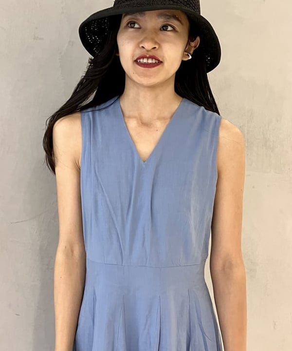 五十峯 さよさんの「BEAMS WOMEN｜【別注】MARIHA / 彗星 ソリッド ワンピース」を使ったコーディネート