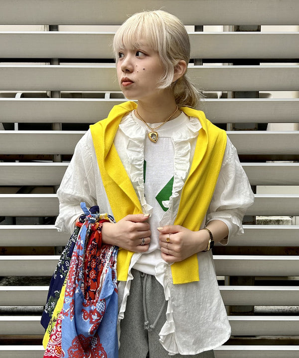 ナツハさんの「BEAMS WOMEN｜BEAMS BOY / イレギュラー バンダナ バッグ」を使ったコーディネート