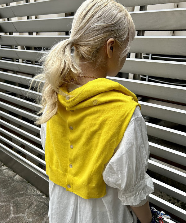 ナツハさんの「BEAMS WOMEN｜BEAMS BOY / イレギュラー バンダナ バッグ」を使ったコーディネート