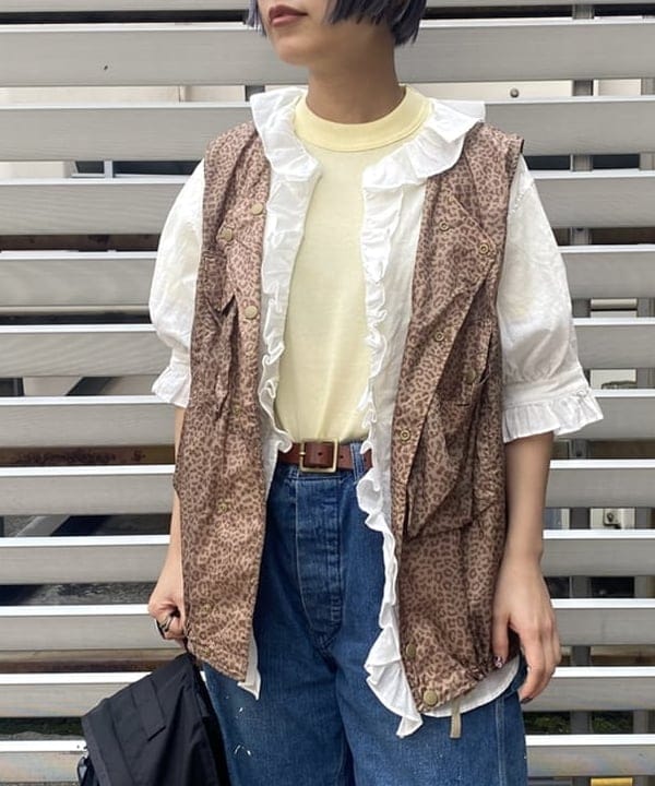 オカモト ミサキさんの「BEAMS WOMEN｜ボーイ ベーシック Tシャツ」を使ったコーディネート