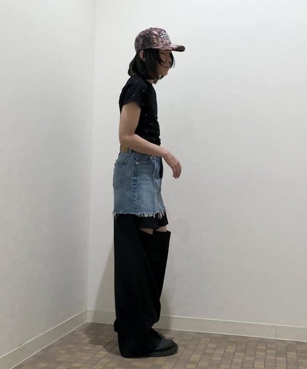 はるひむさんの「BEAMS WOMEN｜Ray BEAMS / フロント カットアウト パンツ」を使ったコーディネート