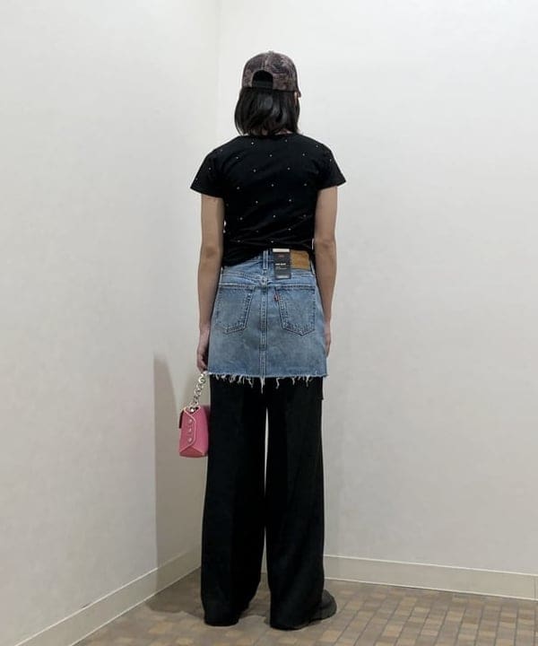 はるひむさんの「BEAMS WOMEN｜Ray BEAMS / フロント カットアウト パンツ」を使ったコーディネート