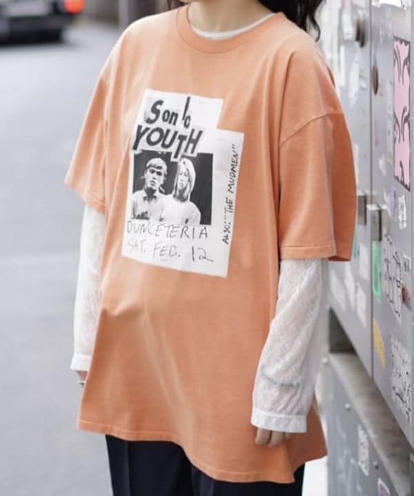 鈴木 悠里さんの「BEAMS WOMEN｜イージー スラックス」を使ったコーディネート