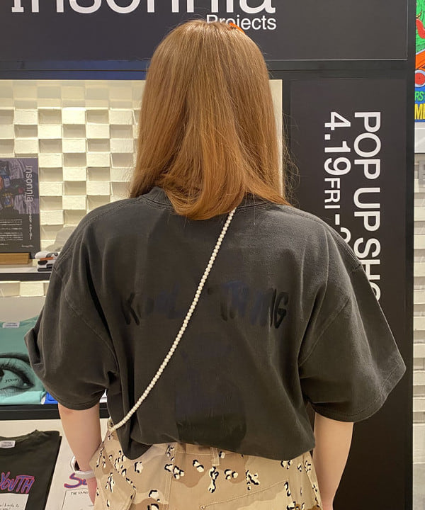 木村 海侑さんの「BEAMS WOMEN｜BEAMS BOY / 樹脂 パール ロング ネックレス」を使ったコーディネート