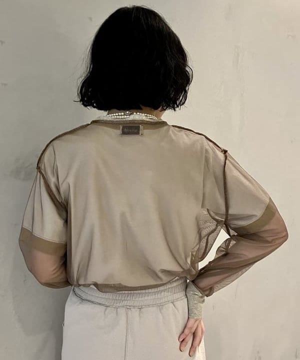 小原 もこさんの「BEAMS WOMEN｜BEAMS BOY / ラメ リブ クルー ソックス NEW」を使ったコーディネート