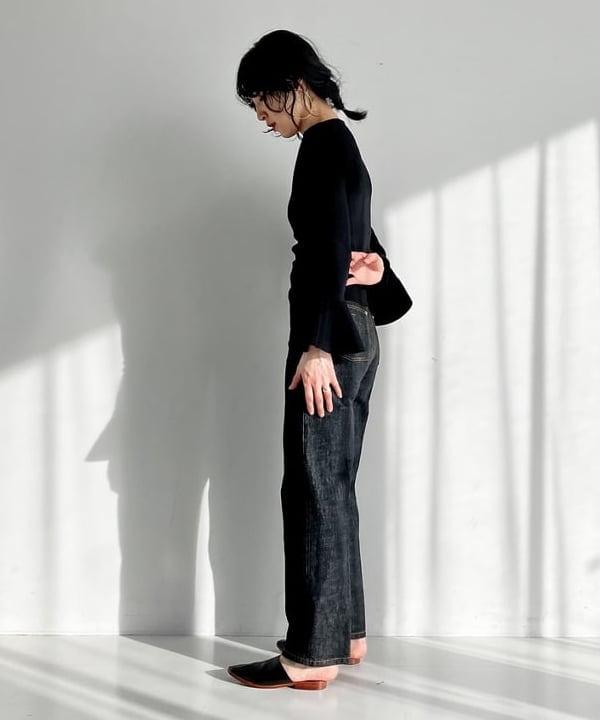 kigoさんの「BEAMS WOMEN｜EFFE BEAMS / フレアカフス プルオーバーニット」を使ったコーディネート