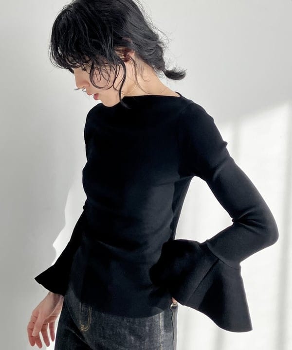 kigoさんの「BEAMS WOMEN｜EFFE BEAMS / フレアカフス プルオーバーニット」を使ったコーディネート