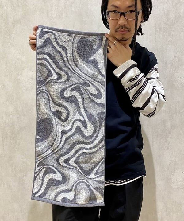 矢部 滋之さんの「BEAMS WOMEN｜」を使ったコーディネート