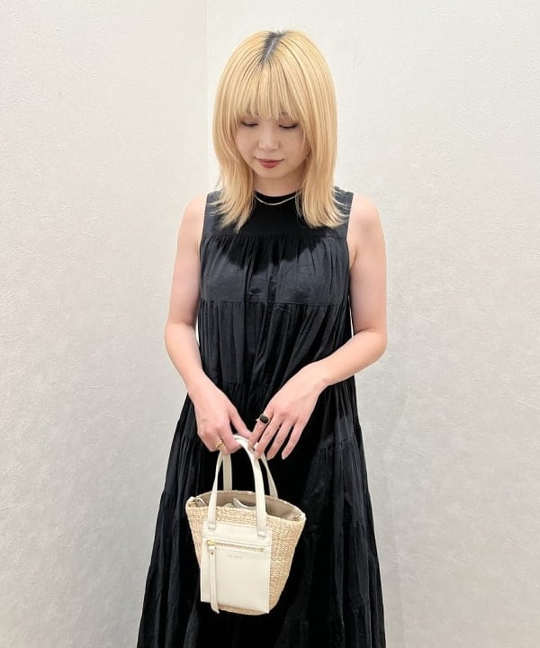 篠崎 香月さんの「BEAMS WOMEN｜」を使ったコーディネート