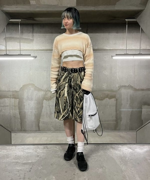 前田 優衣さんの「BEAMS WOMEN｜orSlow × BEAMS / 別注 SUPER DAD’S CAMO SHORTS」を使ったコーディネート