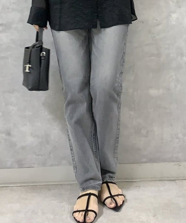 AONO SHIKAMAさんの「BEAMS WOMEN｜upper hights / 別注 THE KELLY デニムパンツ」を使ったコーディネート