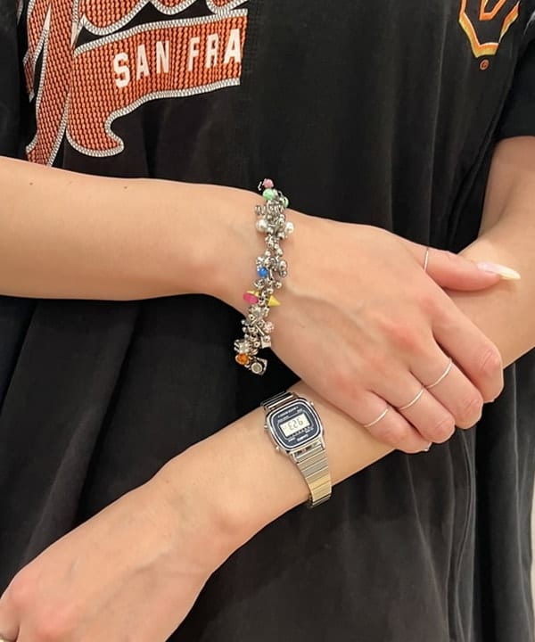 イトウミサキさんの「BEAMS WOMEN｜NOEYEDIA / サングラス "NE-430"」を使ったコーディネート