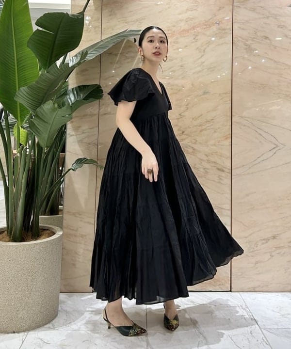 佐藤 美樹さんの「BEAMS WOMEN｜MARIHA / 別注 エンジェルのワンピース」を使ったコーディネート