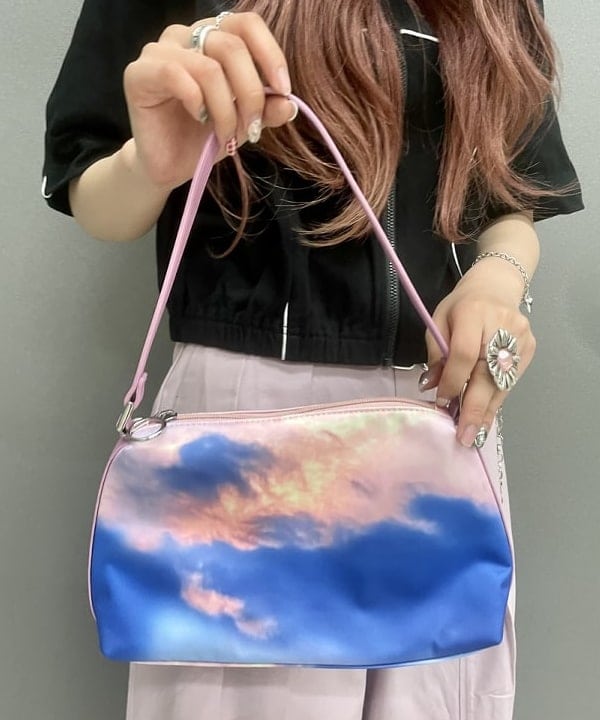 ヒカリさんの「BEAMS WOMEN｜Ray BEAMS / 25mm レザー ベルト」を使ったコーディネート