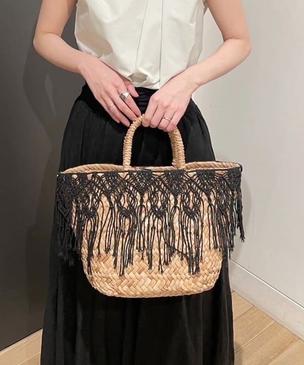 makita mikaさんの「BEAMS WOMEN｜LAOCOONTE / VALEN サンダル」を使ったコーディネート