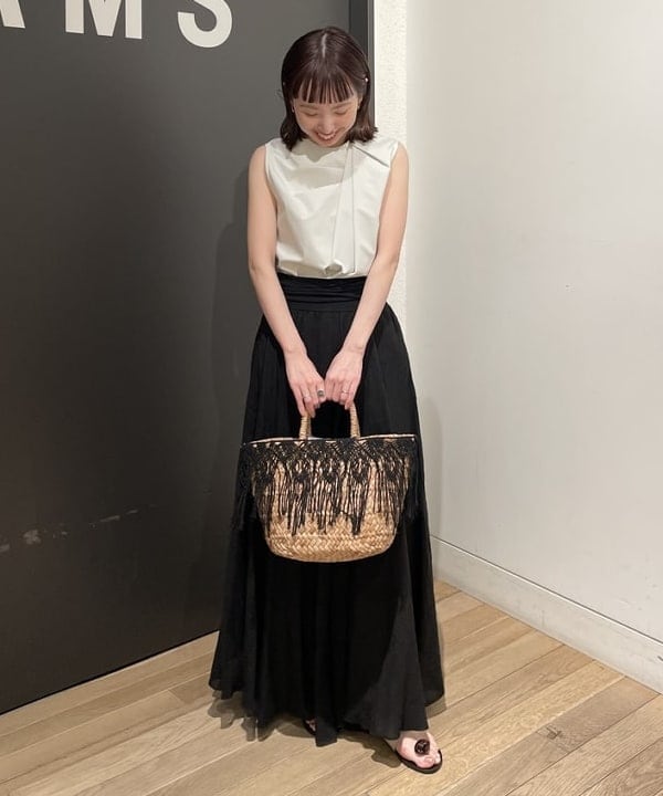 makita mikaさんの「BEAMS WOMEN｜LAOCOONTE / VALEN サンダル」を使ったコーディネート