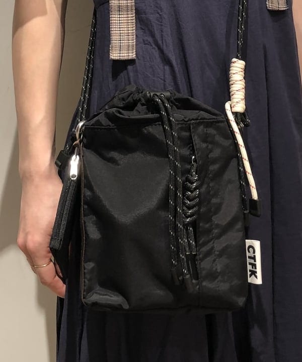 おはぎ(萩原)さんの「BEAMS WOMEN｜【別注】MARIHA / せせらぎのワンピース」を使ったコーディネート