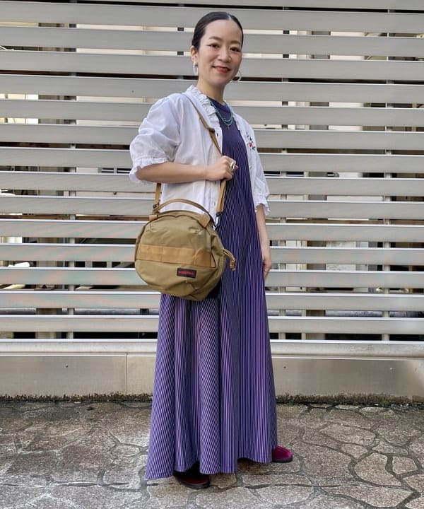 コウリキ　マミさんの「BEAMS WOMEN｜BRIEFING &times; BEAMS BOY / 別注 ヘルメット バッグ」を使ったコーディネート