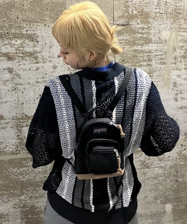 シマダリツコさんの「BEAMS WOMEN｜JANSPORT / Right Pack Mini」を使ったコーディネート