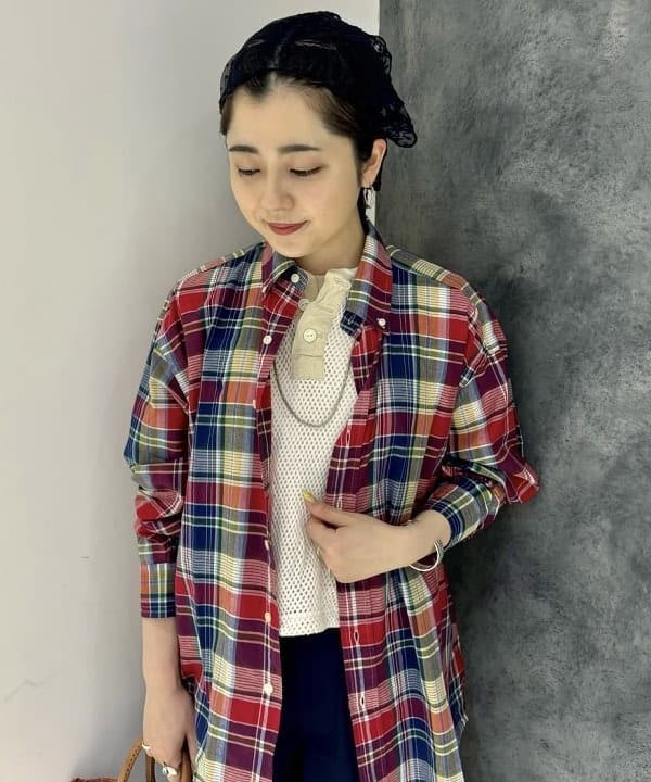 吉野 多恵さんの「BEAMS WOMEN｜FRUIT OF THE LOOM × BEAMS BOY / 2PACK TEE」を使ったコーディネート