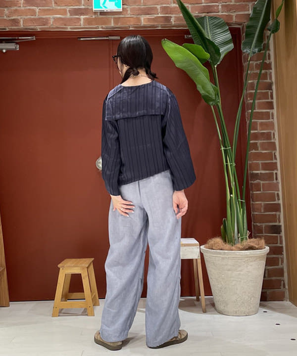 サカサイスズカさんの「BEAMS WOMEN｜maturely / Lace Satin Layered Tank Top」を使ったコーディネート