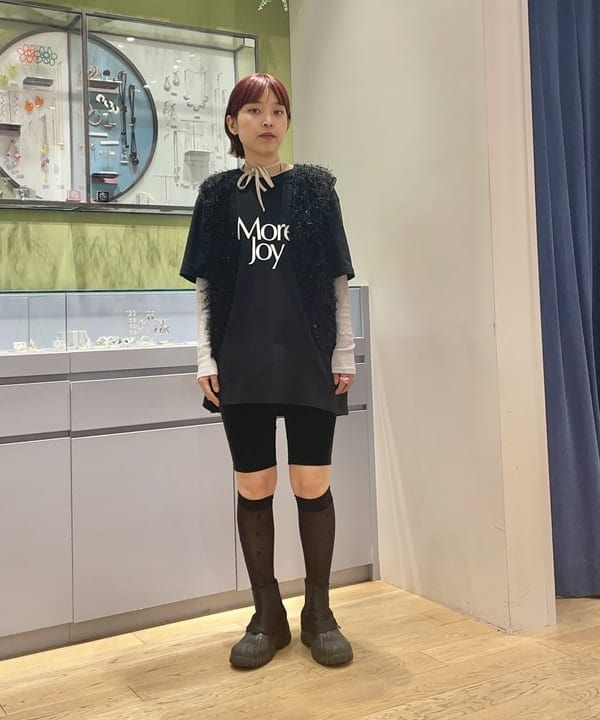 キホさんの「BEAMS WOMEN｜Ray BEAMS / フリンジ 2Way ノースリーブ トップス」を使ったコーディネート