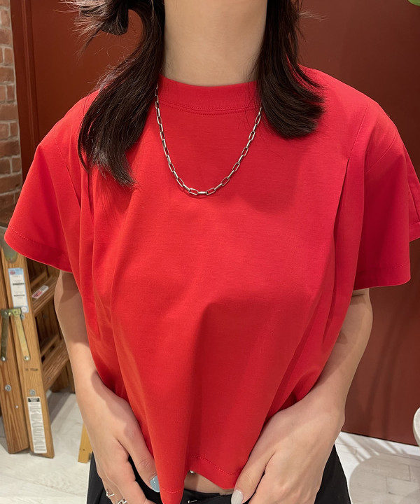 サカサイスズカさんの「BEAMS WOMEN｜maturely / 2Way Stretch Tuck Slacks」を使ったコーディネート