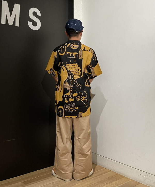 土田 達也さんの「BEAMS WOMEN｜BRIEFING &times; BEAMS BOY / 別注 ヘルメット バッグ」を使ったコーディネート