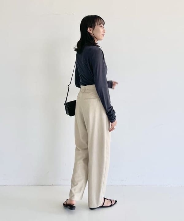 cammyさんの「BEAMS WOMEN｜Demi-Luxe BEAMS / 1タック ベルテッド パンツ」を使ったコーディネート