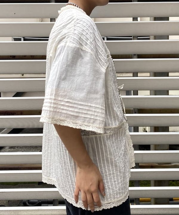 オカモト ミサキさんの「BEAMS WOMEN｜BEAMS BOY / ヴィンテージ レース ピンタック」を使ったコーディネート