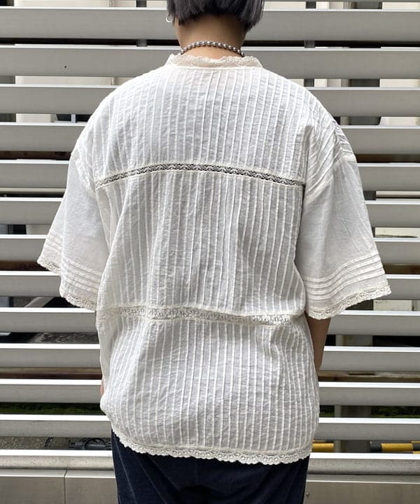 オカモト ミサキさんの「BEAMS WOMEN｜BEAMS BOY / ヴィンテージ レース ピンタック」を使ったコーディネート