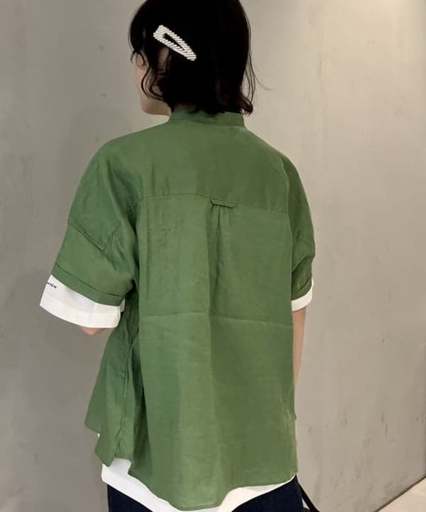 小原 もこさんの「BEAMS WOMEN｜BRIEFING &times; BEAMS BOY / 別注 ヘルメット バッグ」を使ったコーディネート