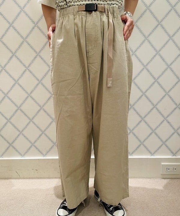 つぼさんの「BEAMS WOMEN｜WAREHOUSE & CO. / 別注 ステンシル13 Tシャツ」を使ったコーディネート