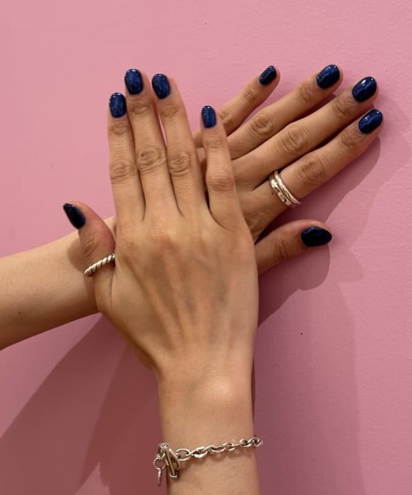 佐々木 南美さんの「BEAMS WOMEN｜ARC&rsquo;TERYX / MANTIS 2 Waist Pack」を使ったコーディネート