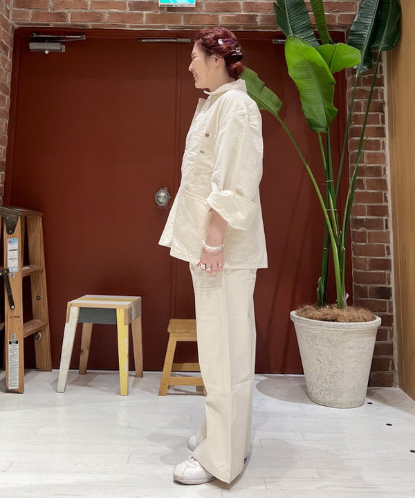エノモト アミさんの「BEAMS WOMEN｜Lee × maturely / 別注 Twill Loco Jacket」を使ったコーディネート