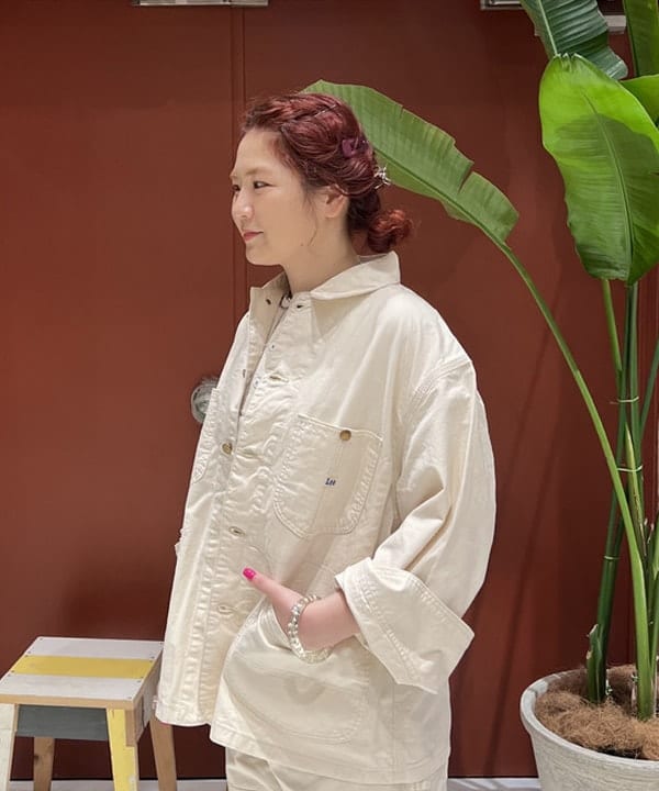 エノモト アミさんの「BEAMS WOMEN｜Lee × maturely / 別注 Twill Loco Jacket」を使ったコーディネート