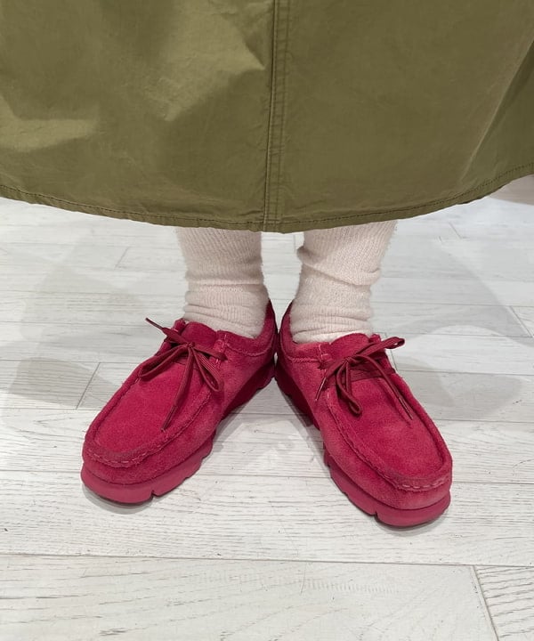 エノモト アミさんの「BEAMS WOMEN｜BEAMS BOY / コットン タイプライター M-65 スカート」を使ったコーディネート