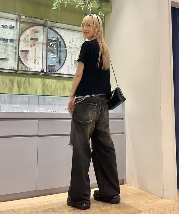 イトウミサキさんの「BEAMS WOMEN｜BEAMS BOY / SILVER925 0.8mm リング」を使ったコーディネート