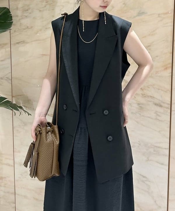 佐藤 美樹さんの「BEAMS WOMEN｜LAOCOONTE / CRISTEL Sofia サンダル」を使ったコーディネート