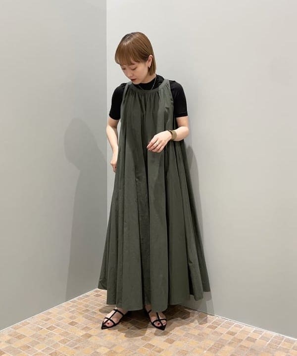多田 日奈子さんの「BEAMS WOMEN｜ポインテッド ヌードサンダル .M」を使ったコーディネート