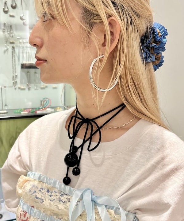 イトウミサキさんの「BEAMS WOMEN｜BEAMS BOY / SILVER925 0.8mm リング」を使ったコーディネート