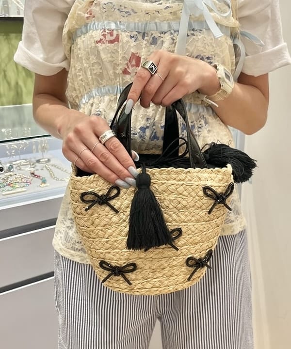 イトウミサキさんの「BEAMS WOMEN｜BEAMS BOY / SILVER925 0.8mm リング」を使ったコーディネート