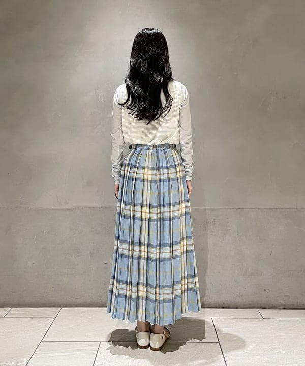 高木 菜央さんの「BEAMS WOMEN｜GIANNI CHIARINI / CAMILLA レザートートバッグ」を使ったコーディネート