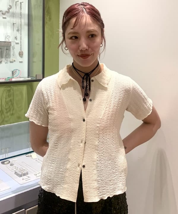 れいなさんの「BEAMS WOMEN｜Ray BEAMS / シャーリング メローシャツ」を使ったコーディネート