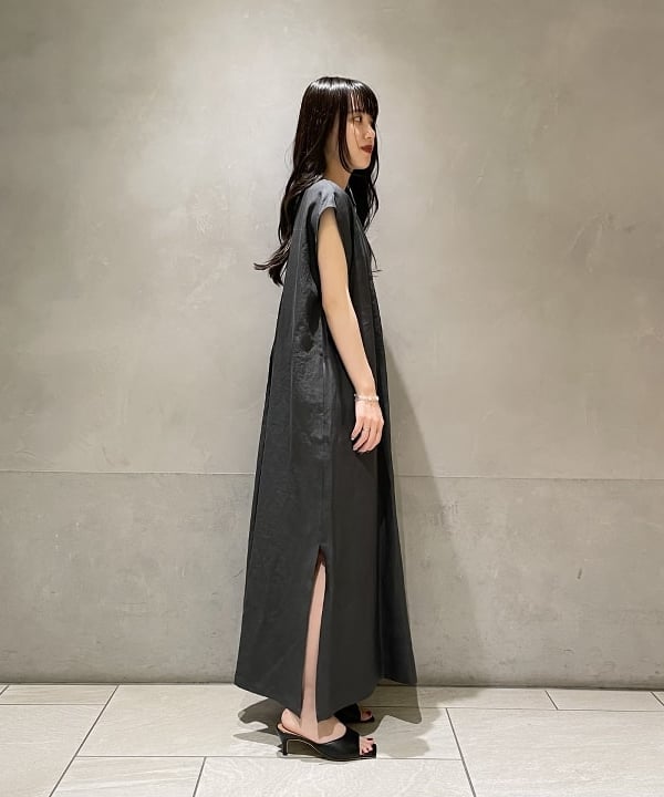 高木 菜央さんの「BEAMS WOMEN｜ヘルシー ニットキャミソール .M」を使ったコーディネート